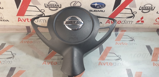 Подушка AIRBAG водительская 985101KA5C NISSAN