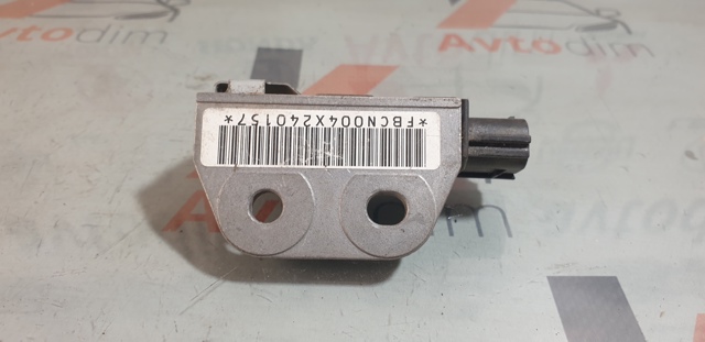 NISSAN 988308H325 Датчик удара в наличии Ровно
