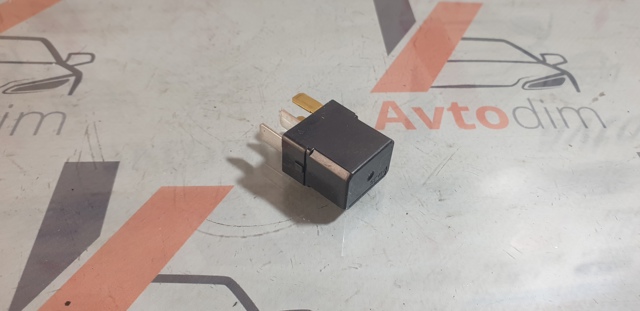 Реле противотуманной фары ACM33221 NISSAN