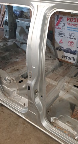 Проем передней правой двери G6022EB330 NISSAN
