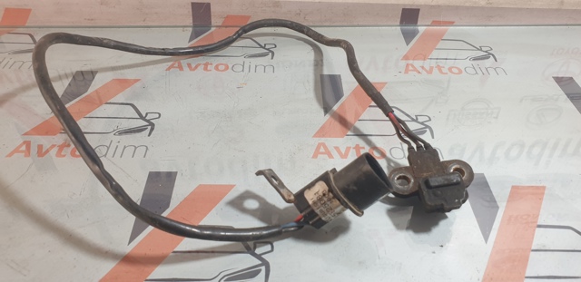 Датчик коленвала J5T25081 MITSUBISHI