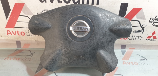 Подушка безопасности водителя K851MAU060 NISSAN