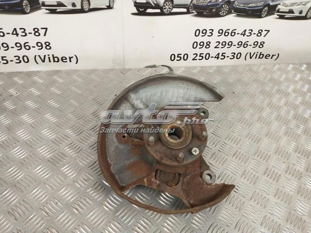 Цапфа (поворотный кулак) передний правый L20633020 MAZDA