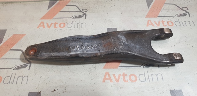 M485912 MITSUBISHI Вилка сцепления купить в Николаев