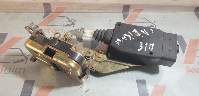 M806387 MITSUBISHI Замок двери задней правой купить в Ирпень