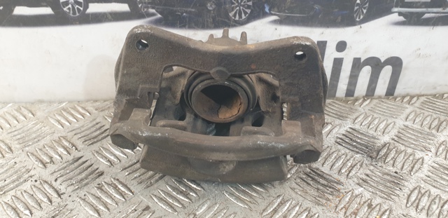 Супорт тормзной M863311 MITSUBISHI
