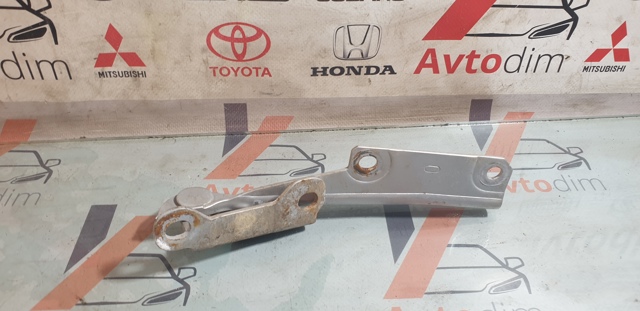 MITSUBISHI M896535 Петля капота правая в наличии Николаев