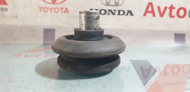 Втулка амортизатора заднего MB515578 MITSUBISHI