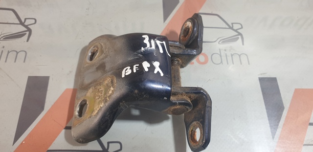 MITSUBISHI MB546472 Петля двери задней правой в наличии Сумы
