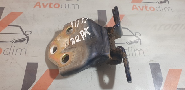 Дверной шарнир правый передний MB574274 MITSUBISHI