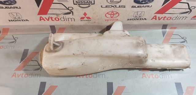 Бачок системы охлаждения двигателя расширительный MB924955 MITSUBISHI