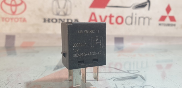 Реле стартера MB953382 MITSUBISHI