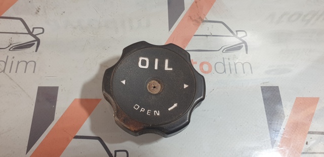 MITSUBISHI MD132260 Крышка маслозаливной горловины в наличии Житомир