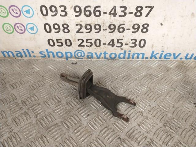 Вилка выключения сцепления MD747524 MITSUBISHI