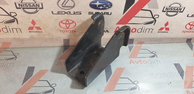 MD759723 Кронштейн подушки КПП купить Ужгород