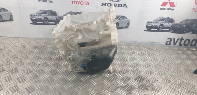 MITSUBISHI MN124235 Корпус печки в сборе в наличии Ровно