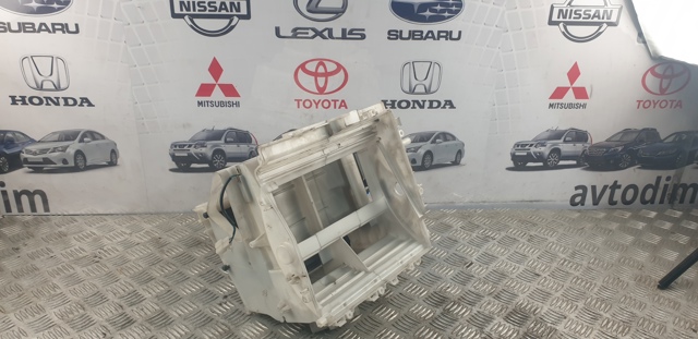 MN124235 MITSUBISHI Корпус печки в сборе купить в Украина