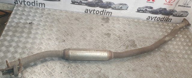 MN135647 MITSUBISHI Глушитель, центральная часть купить в Полтава