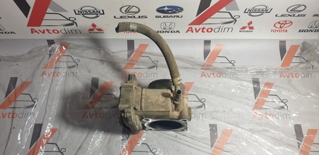 Блок дроссельной заслонки MN135985 MITSUBISHI