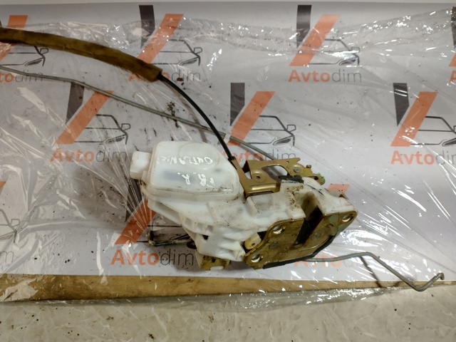 Дверной замок передний правый MN159236 MITSUBISHI
