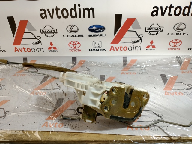 MN159236 MITSUBISHI Замок двери передней правой купить в Киев