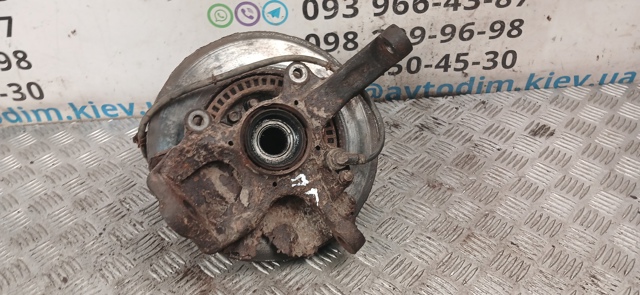 MR113894 MITSUBISHI Цапфа передняя левая купить в Одесса