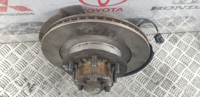 Цапфа передняя правая MR113895 MITSUBISHI