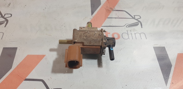 Клапан соленоид регулирования заслонки EGR MR127520 MITSUBISHI