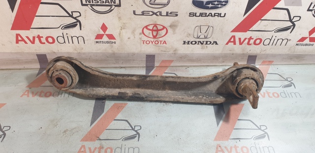 Рычаг подвески задний правый MR130480 MITSUBISHI