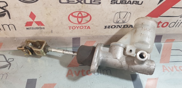 MITSUBISHI MR244839 Цилиндр сцепления главный в наличии Житомир