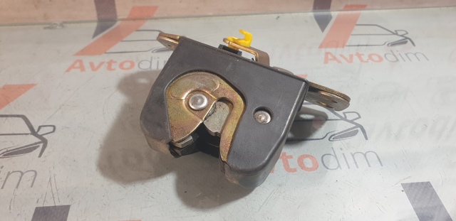Замок двери багажника MR295857 MITSUBISHI
