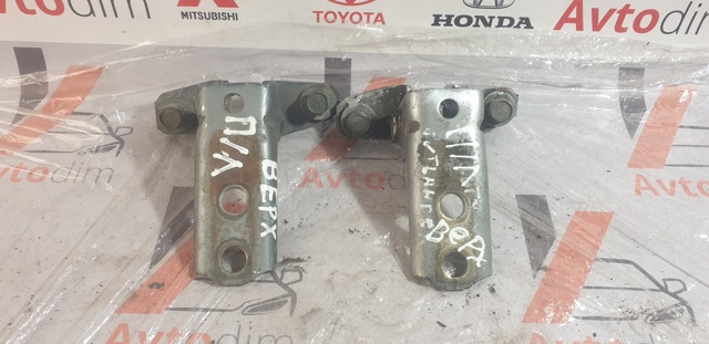 MITSUBISHI MR302270 Петля двери задней правой в наличии Кривой Рог