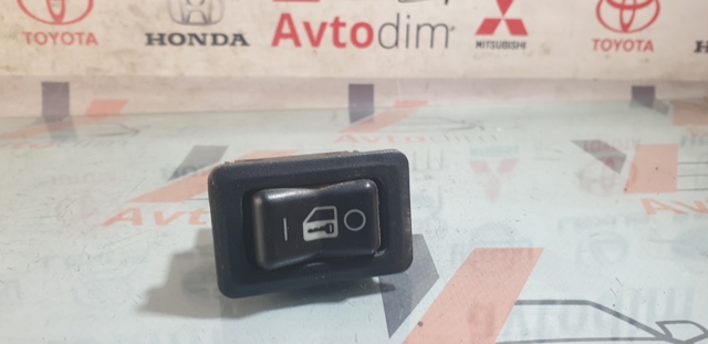 MITSUBISHI MR366924 Кнопка блокировки дверей в наличии Сумы
