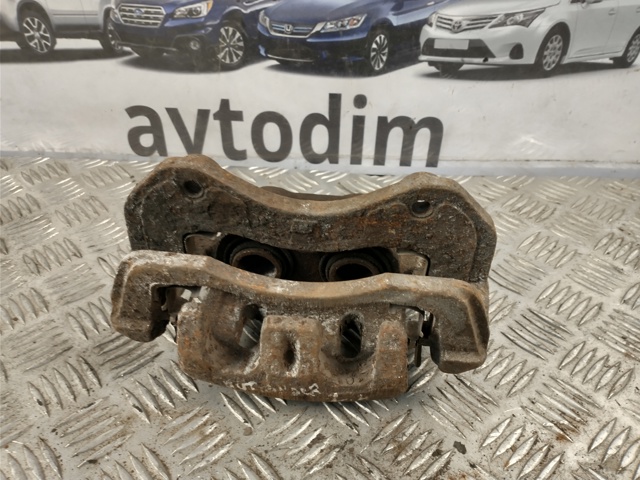 MR370776 MITSUBISHI Суппорт тормозной передний правый купить в Одесса
