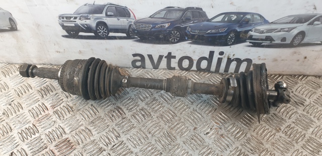 Полуось передняя левая MR377575 MITSUBISHI