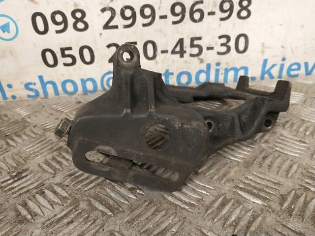 MR398428 MITSUBISHI Кронштейн компрессора кондиционера купить в Днепр