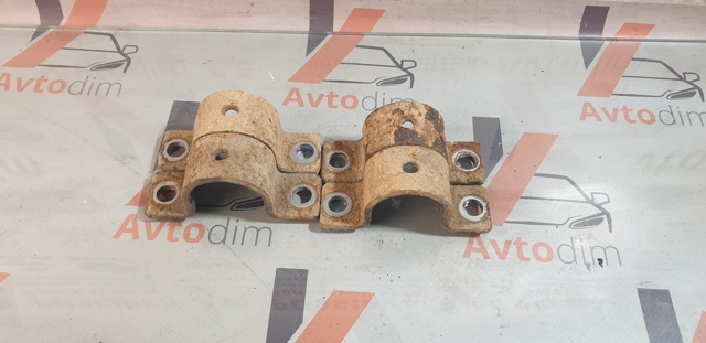 MITSUBISHI MR403646 Хомут крепления втулки стабилизатора переднего в наличии Кривой Рог