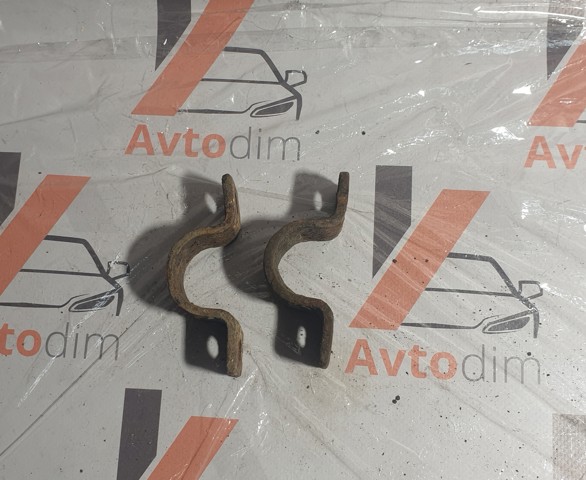 MR403773 MITSUBISHI Хомут крепления втулки стабилизатора заднего купить в Житомир
