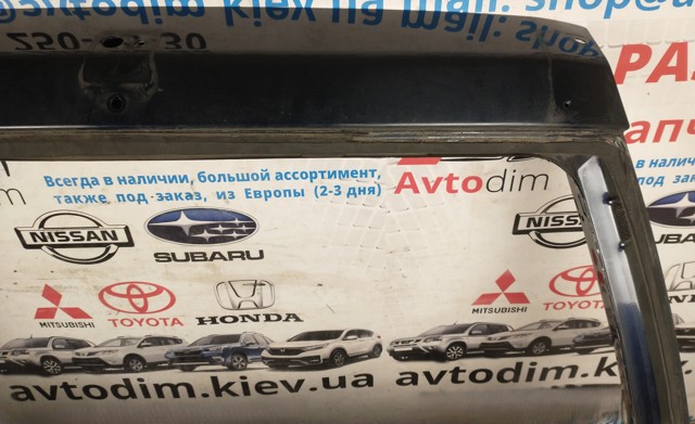 MITSUBISHI MR414370 Ляда в наличии Черновцы