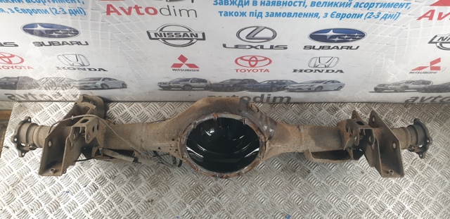MITSUBISHI MR485310 Картер заднего моста (чулок) в наличии Киев