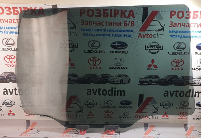 Стекло двери задней левой MR487179 MITSUBISHI