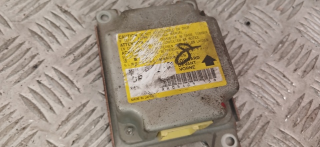 MR530002 MITSUBISHI Модуль-процессор управления подушкой безопасности (ЭБУ AIRBAG) купить в Житомир