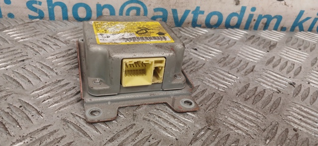 MR530002 MITSUBISHI Модуль-процессор управления подушкой безопасности (ЭБУ AIRBAG) купить в Львов