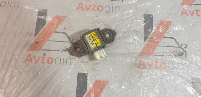 MR587733 MITSUBISHI Датчик удара купить в Ирпень