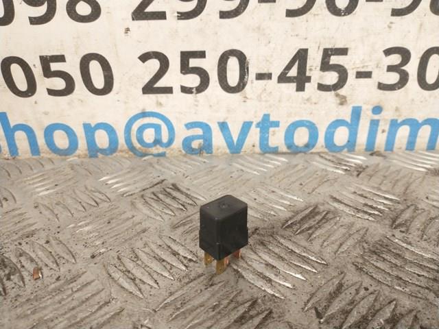 Реле стартера MR588567 MITSUBISHI