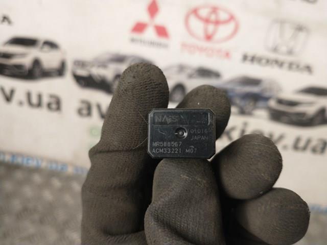 MR588567 MITSUBISHI Реле стартера купить в Чернигов