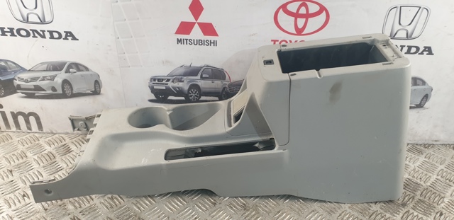 MR606424 MITSUBISHI Консоль панели управления центральная купить в Чернигов