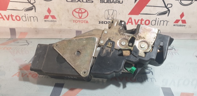 Запор кабины MR911383 MITSUBISHI