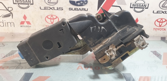 MITSUBISHI MR911383 Замок двери передней левой в наличии Украина