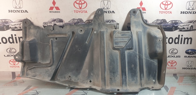 Защита двигателя, правая MR911732 MITSUBISHI